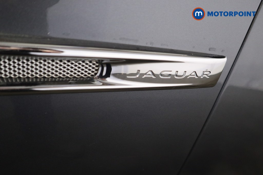 Jaguar XJ Portfolio Automatic Diesel Saloon - Stock Number (1591218) - 38th supplementary image