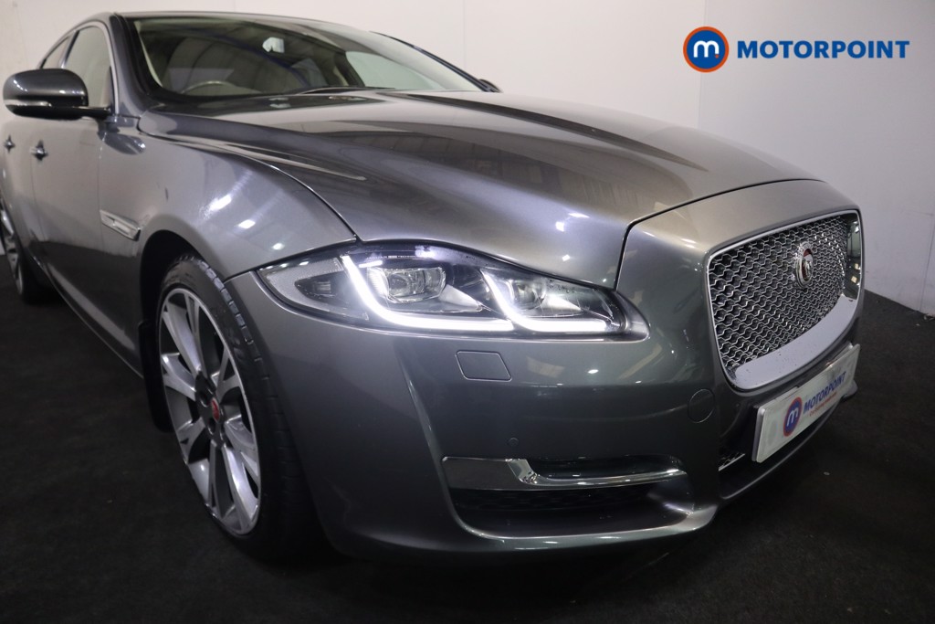 Jaguar XJ Portfolio Automatic Diesel Saloon - Stock Number (1591218) - 42nd supplementary image