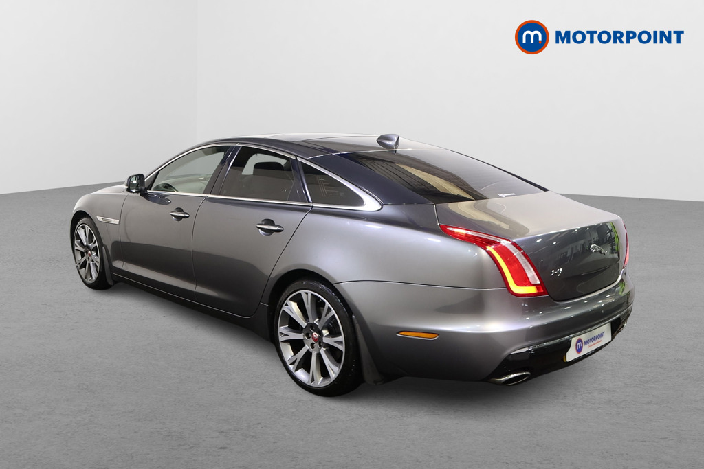Jaguar XJ Portfolio Automatic Diesel Saloon - Stock Number (1591218) - Passenger side rear corner