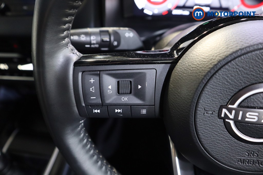 Nissan Qashqai Tekna Manual Petrol SUV - Stock Number (1591287) - 3rd supplementary image