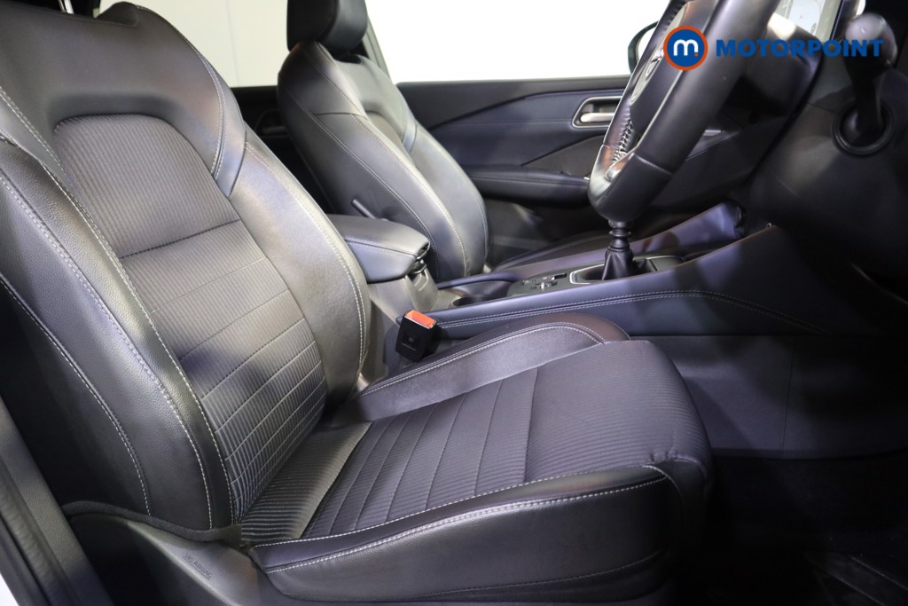 Nissan Qashqai Tekna Manual Petrol SUV - Stock Number (1591287) - 14th supplementary image