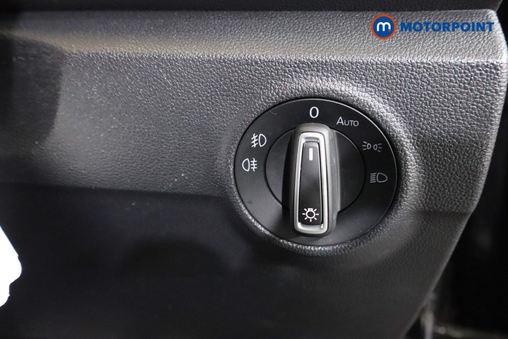 Volkswagen T-Roc R-Line Automatic Petrol SUV - Stock Number (1591374) - 5th supplementary image