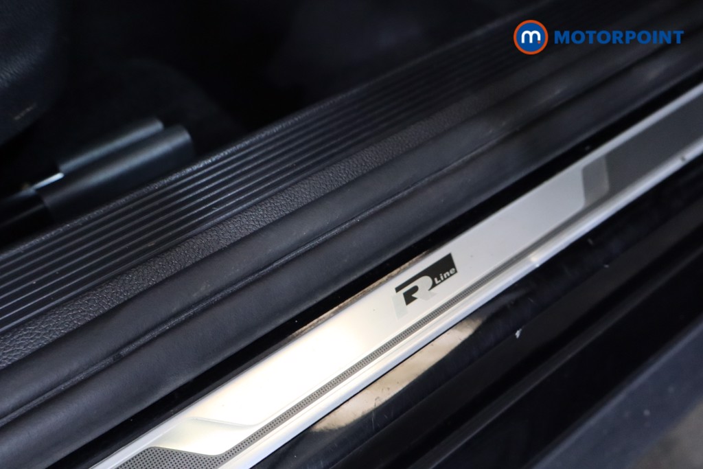 Volkswagen T-Roc R-Line Automatic Petrol SUV - Stock Number (1591374) - 10th supplementary image