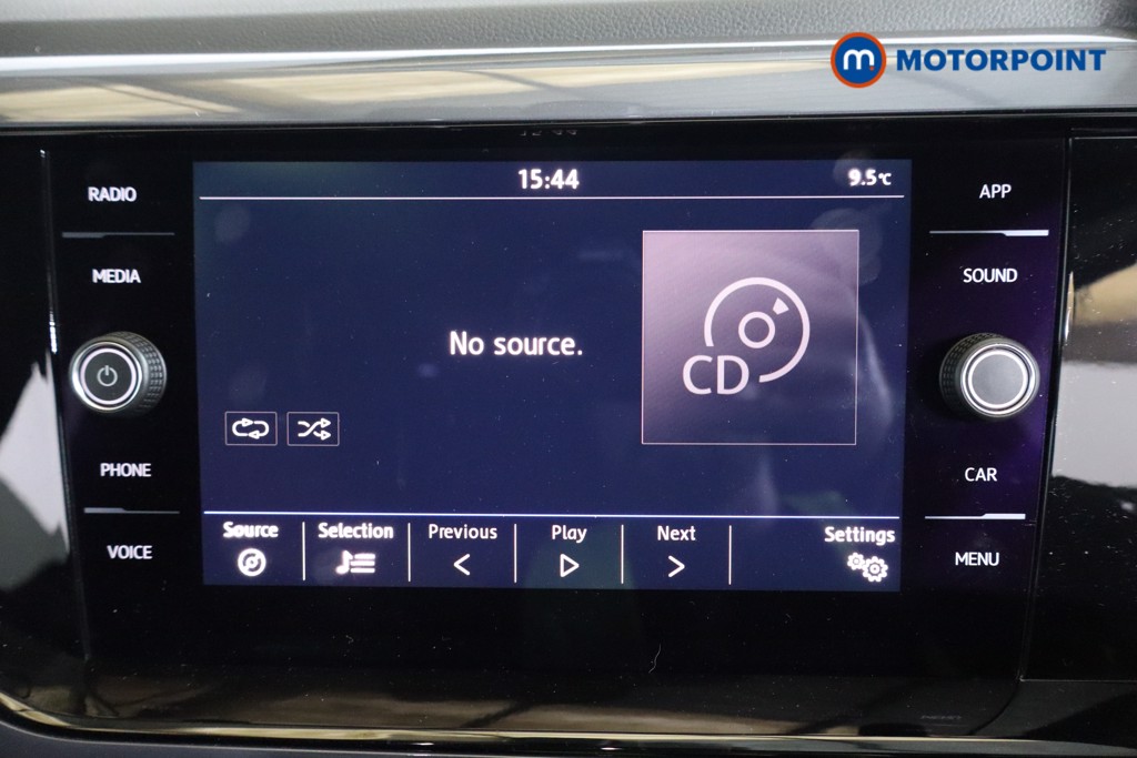 Volkswagen Polo R-Line Automatic Petrol Hatchback - Stock Number (1591375) - 6th supplementary image