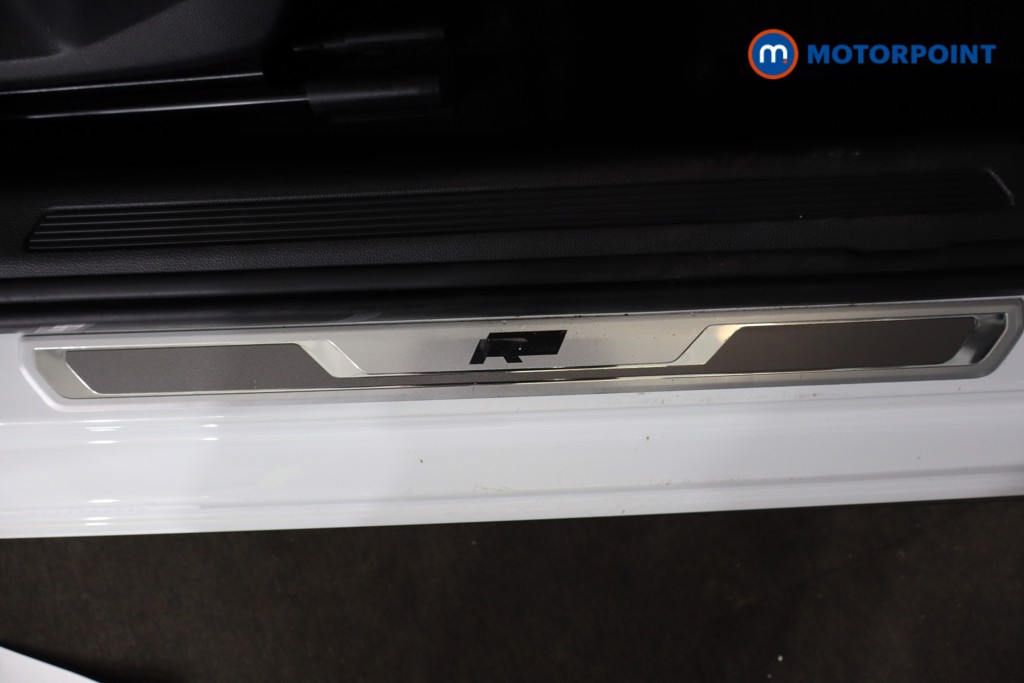 Volkswagen Polo R-Line Automatic Petrol Hatchback - Stock Number (1591375) - 19th supplementary image