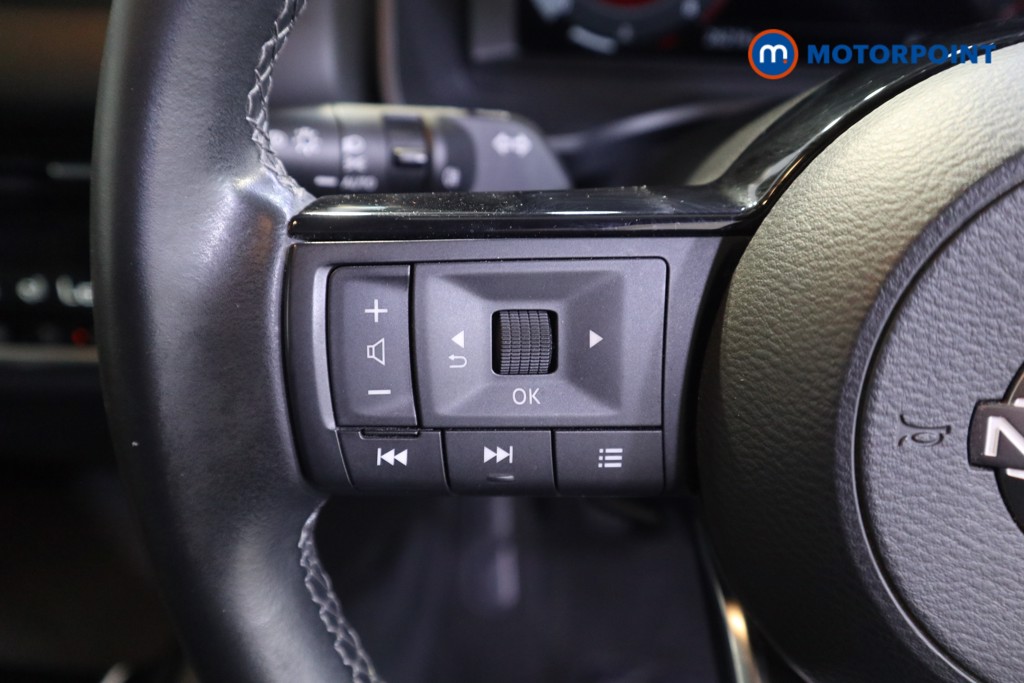 Nissan Qashqai N-Connecta Manual Petrol SUV - Stock Number (1591502) - 5th supplementary image