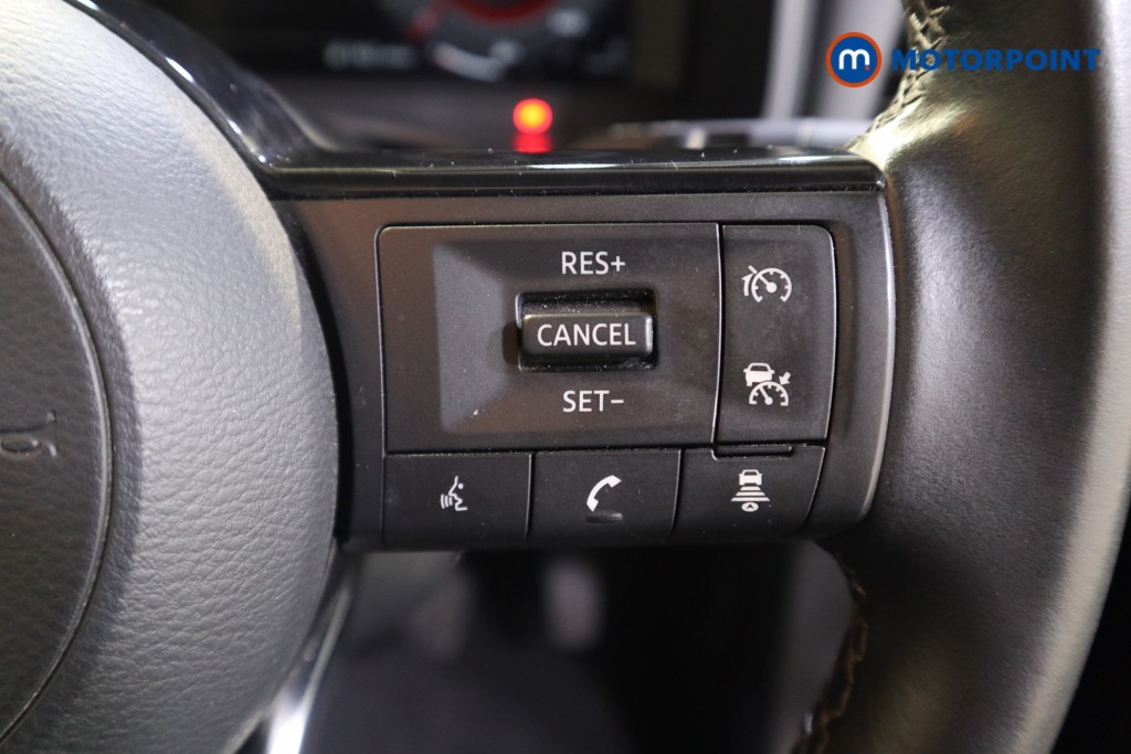 Nissan Qashqai N-Connecta Manual Petrol SUV - Stock Number (1591502) - 6th supplementary image