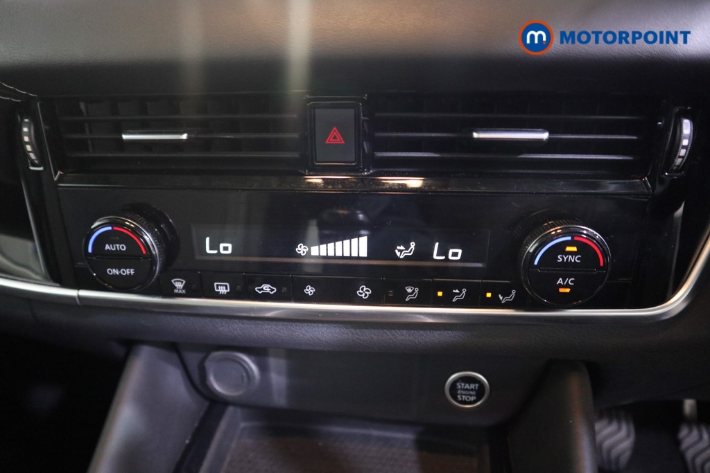 Nissan Qashqai N-Connecta Manual Petrol SUV - Stock Number (1591502) - 7th supplementary image