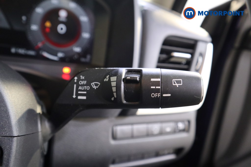 Nissan Qashqai N-Connecta Manual Petrol SUV - Stock Number (1591502) - 10th supplementary image