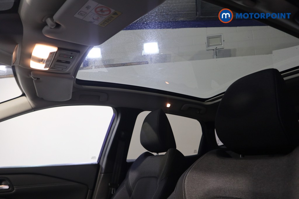 Nissan Qashqai N-Connecta Manual Petrol SUV - Stock Number (1591502) - 14th supplementary image