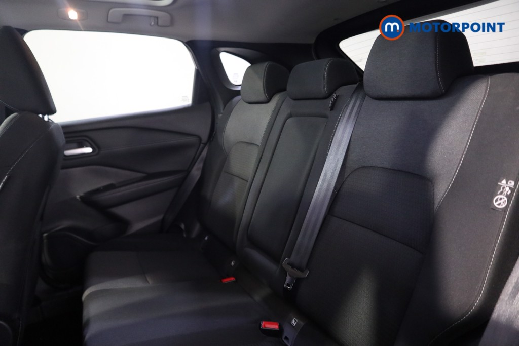 Nissan Qashqai N-Connecta Manual Petrol SUV - Stock Number (1591502) - 15th supplementary image