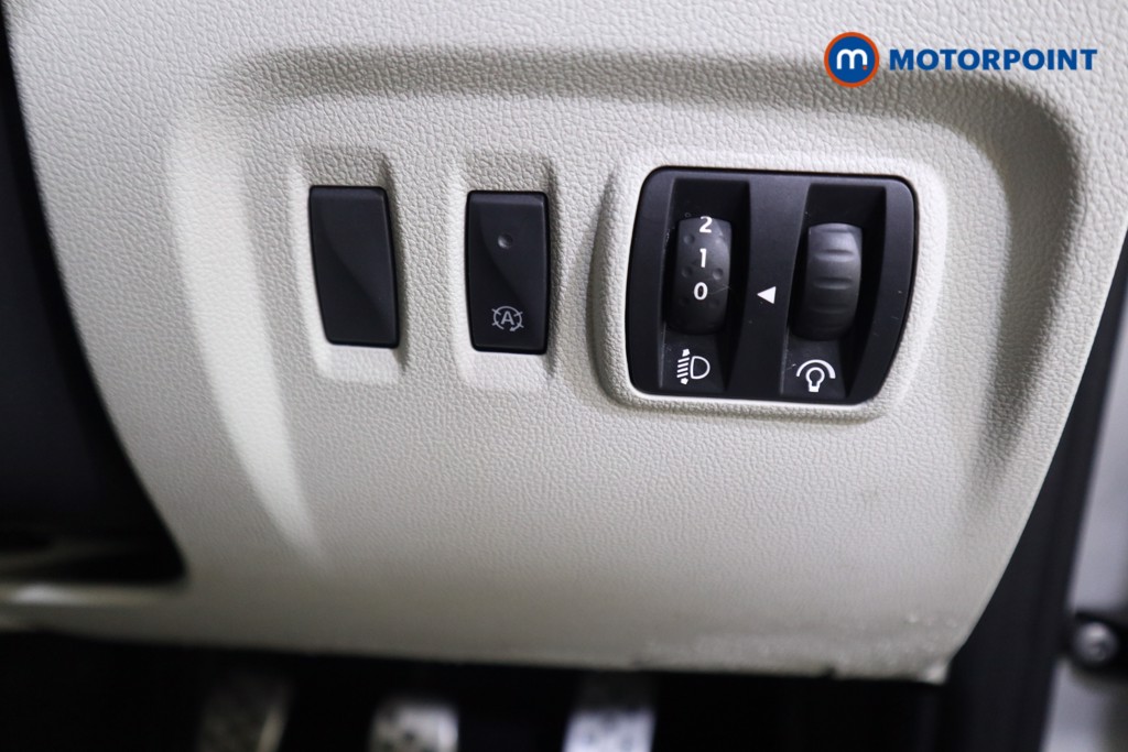 Renault Captur Gt Line Manual Petrol SUV - Stock Number (1591540) - 10th supplementary image