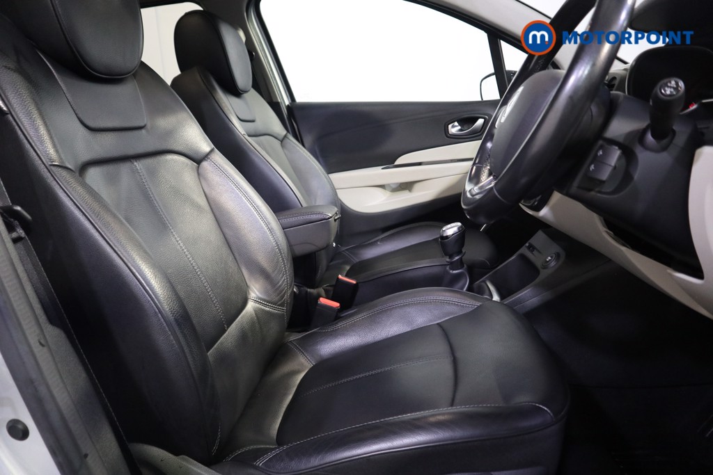 Renault Captur Gt Line Manual Petrol SUV - Stock Number (1591540) - 13th supplementary image