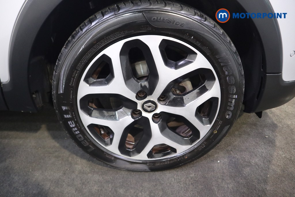 Renault Captur Gt Line Manual Petrol SUV - Stock Number (1591540) - 19th supplementary image