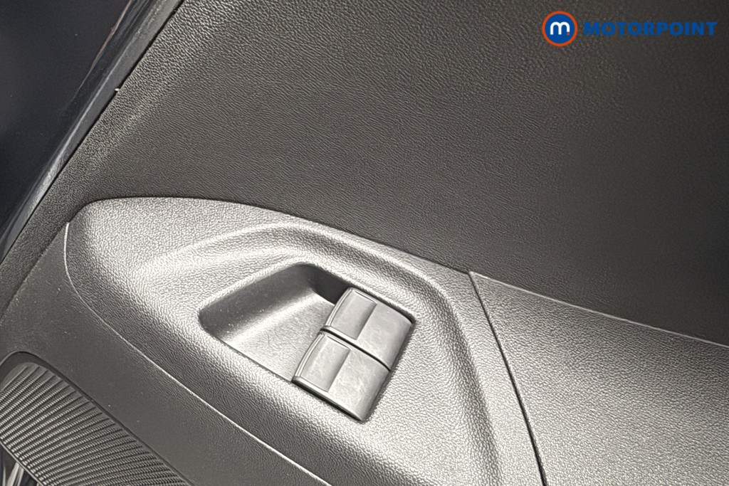 Toyota Aygo X-Play Manual Petrol Hatchback - Stock Number (1591551) - 17th supplementary image