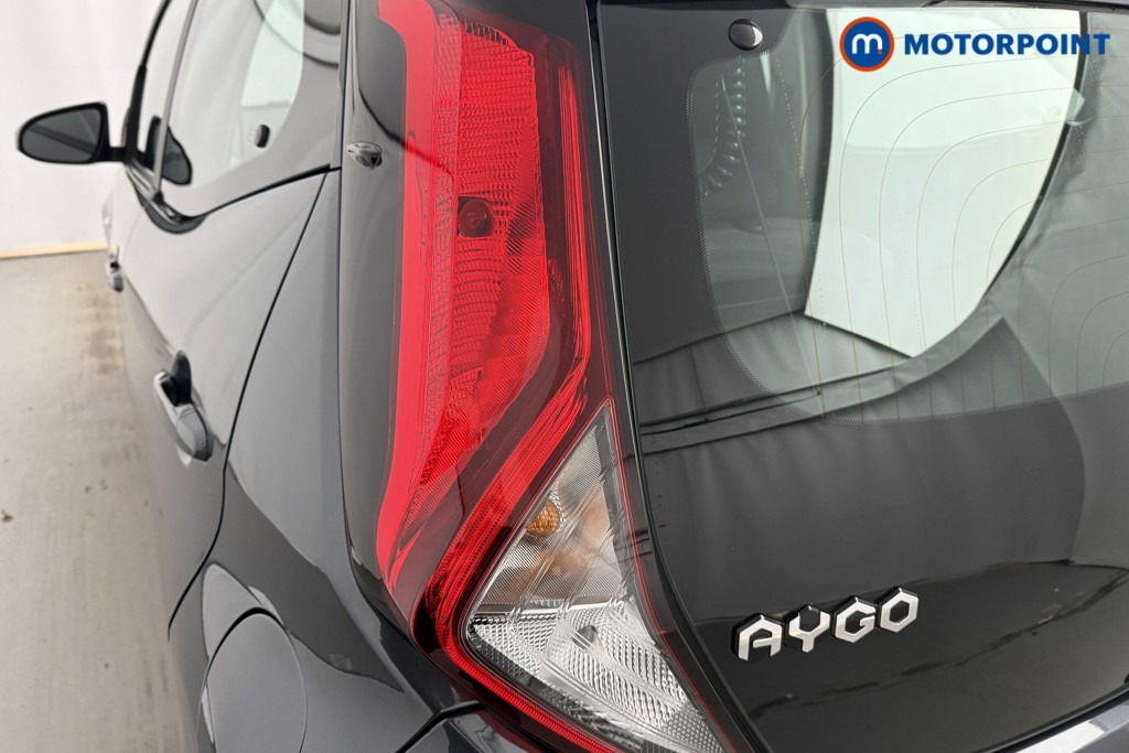 Toyota Aygo X-Play Manual Petrol Hatchback - Stock Number (1591551) - 24th supplementary image