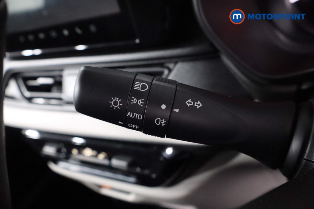 Suzuki Swift Motion Manual Petrol Hatchback - Stock Number (1591631) - 18th supplementary image