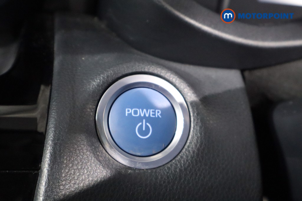 Toyota Yaris Cross Excel Automatic Petrol-Electric Hybrid Estate - Stock Number (1591636) - 13th supplementary image