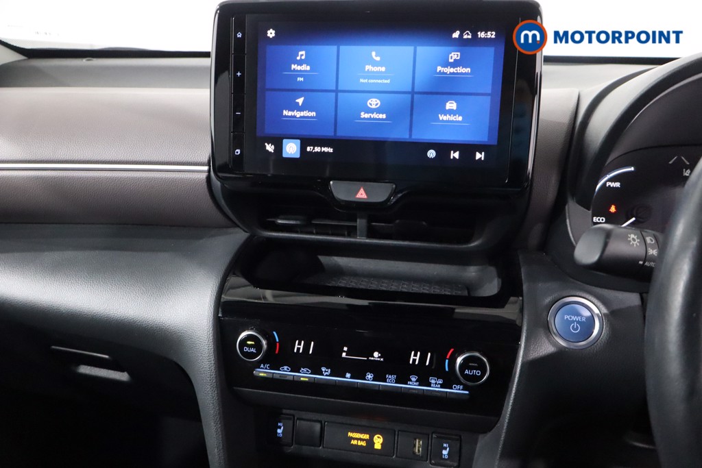 Toyota Yaris Cross Excel Automatic Petrol-Electric Hybrid Estate - Stock Number (1591636) - 15th supplementary image