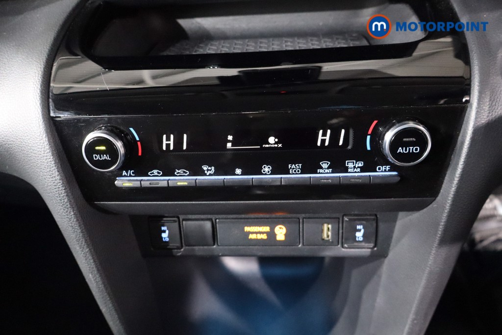 Toyota Yaris Cross Excel Automatic Petrol-Electric Hybrid Estate - Stock Number (1591636) - 16th supplementary image