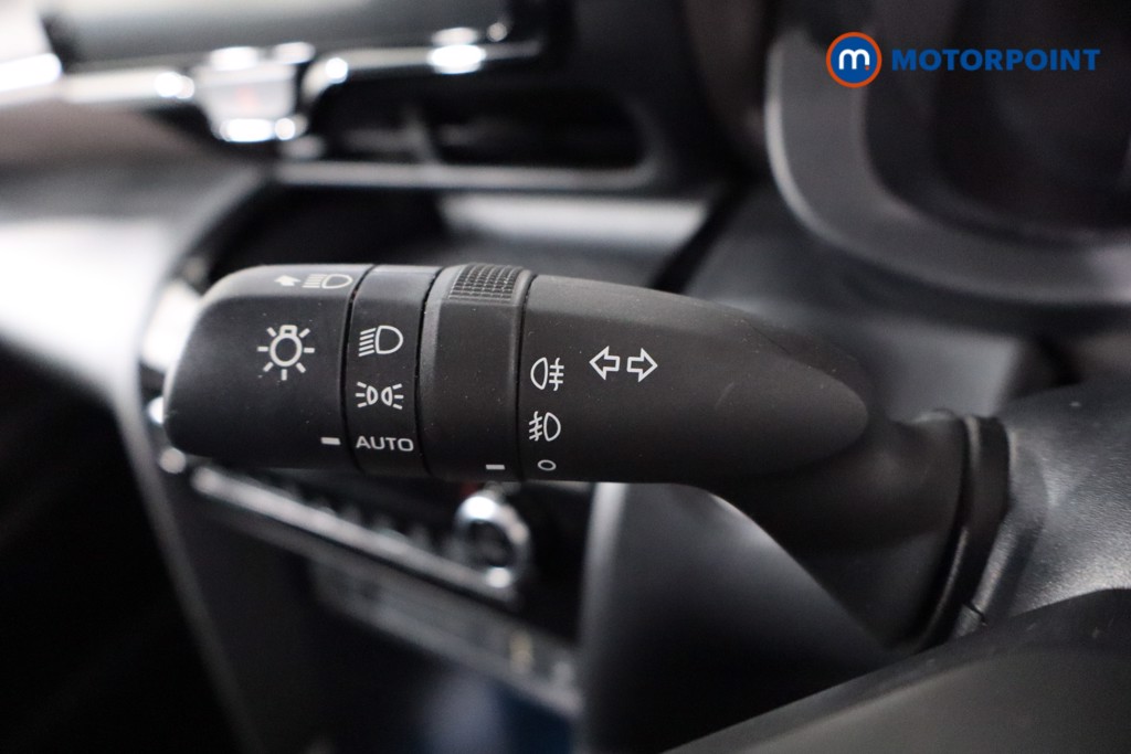 Toyota Yaris Cross Excel Automatic Petrol-Electric Hybrid Estate - Stock Number (1591636) - 21st supplementary image