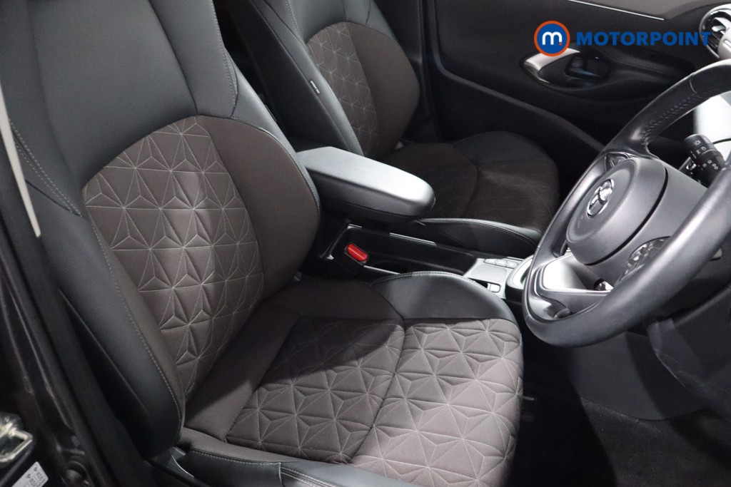 Toyota Yaris Cross Excel Automatic Petrol-Electric Hybrid Estate - Stock Number (1591636) - 27th supplementary image