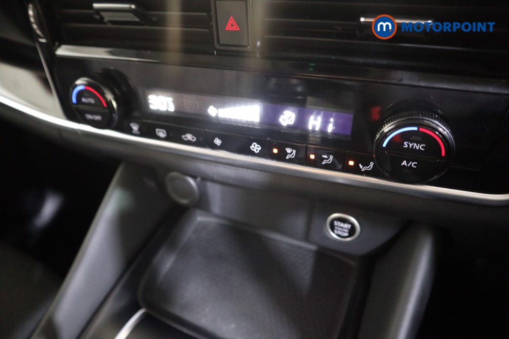 Nissan Qashqai N-Connecta Manual Petrol SUV - Stock Number (1591645) - 7th supplementary image