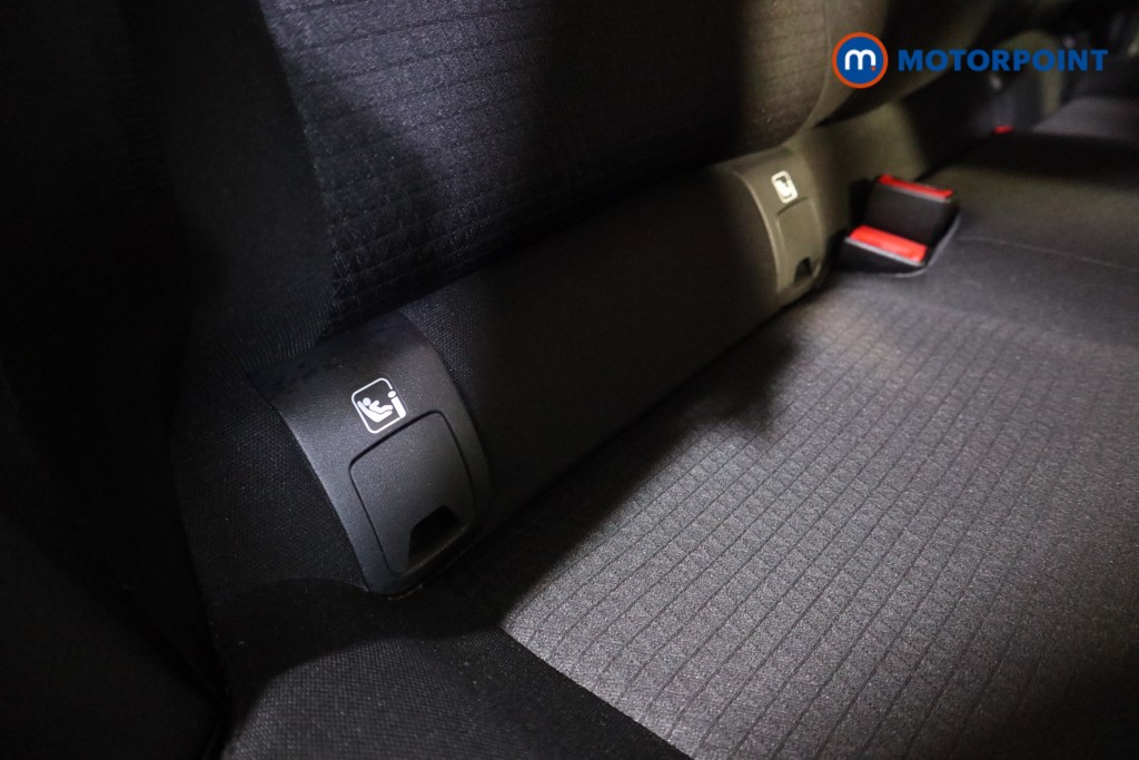 Nissan Qashqai N-Connecta Manual Petrol SUV - Stock Number (1591645) - 15th supplementary image