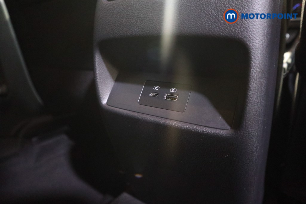 Nissan Qashqai N-Connecta Manual Petrol SUV - Stock Number (1591645) - 16th supplementary image