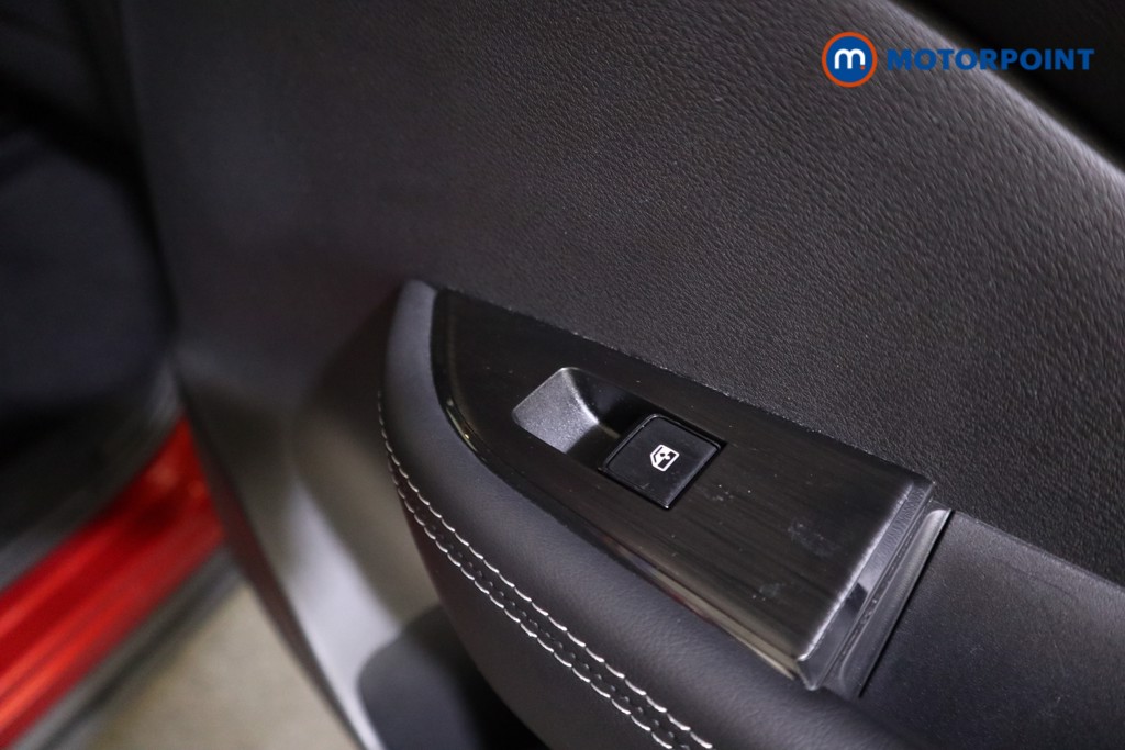 Nissan Qashqai N-Connecta Manual Petrol SUV - Stock Number (1591645) - 17th supplementary image