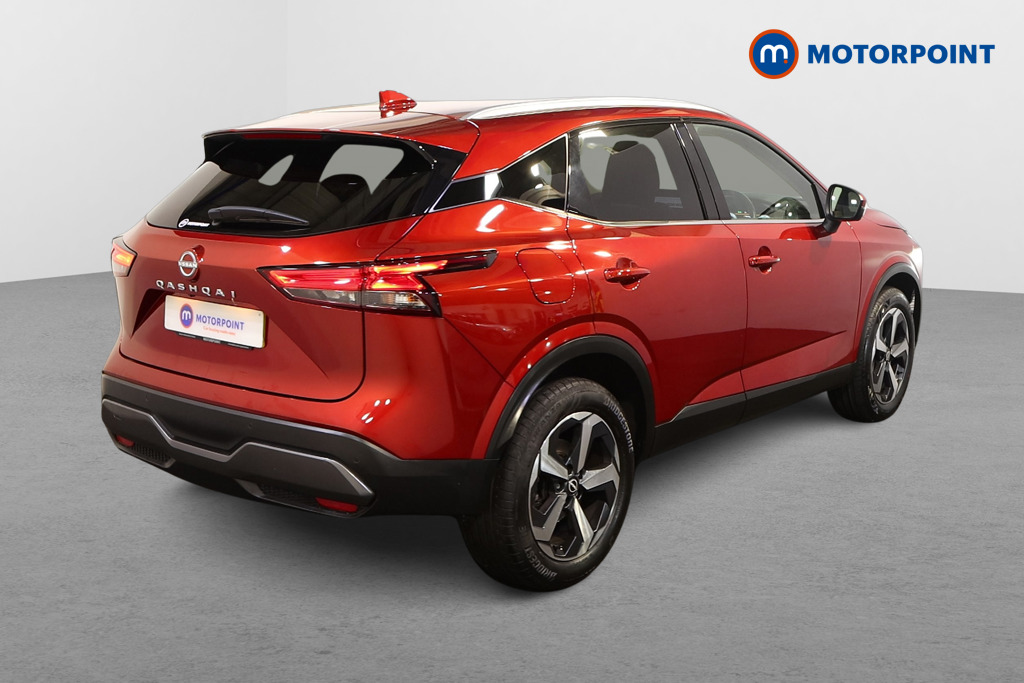 Nissan Qashqai N-Connecta Manual Petrol SUV - Stock Number (1591645) - Drivers side rear corner