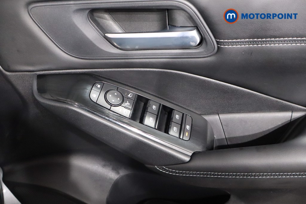 Nissan Qashqai Acenta Premium Manual Petrol SUV - Stock Number (1591661) - 20th supplementary image