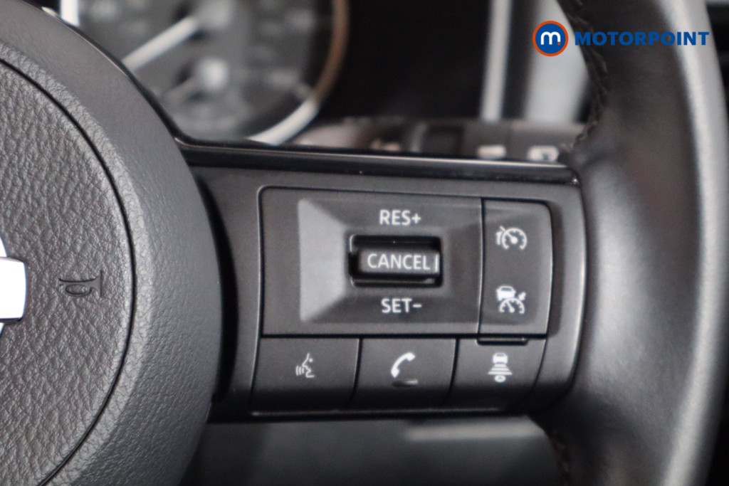 Nissan Qashqai Acenta Premium Manual Petrol SUV - Stock Number (1591663) - 8th supplementary image