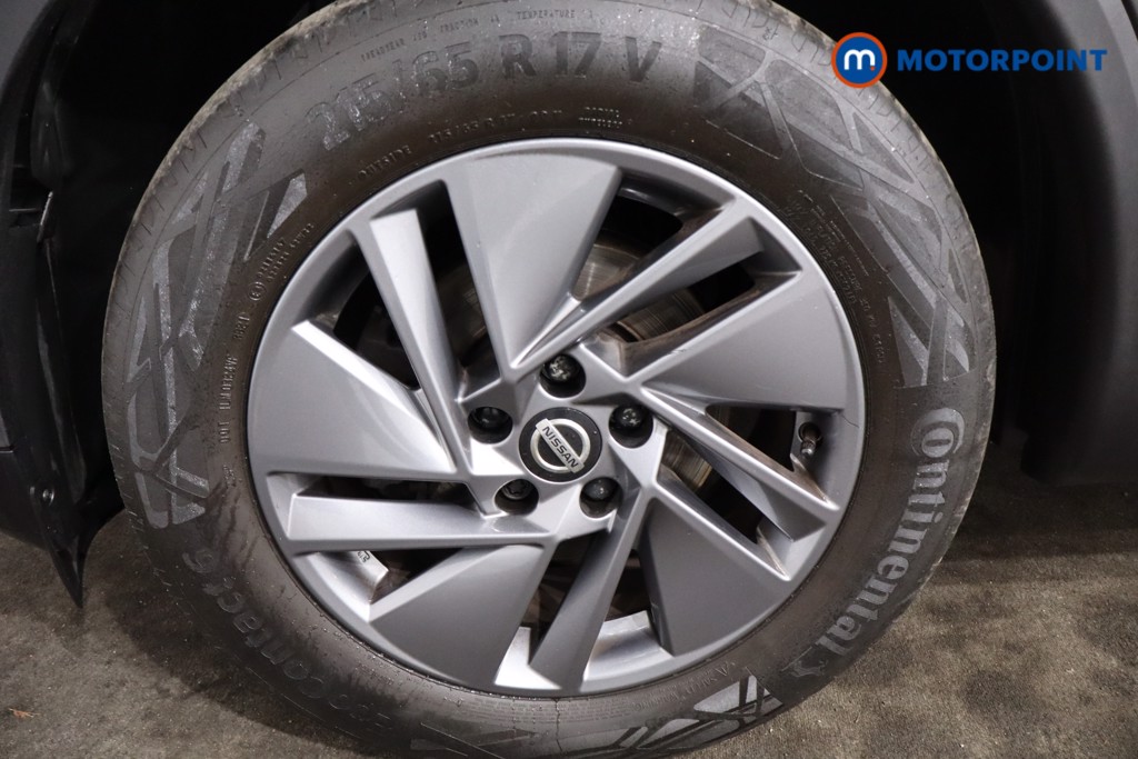 Nissan Qashqai Acenta Premium Manual Petrol SUV - Stock Number (1591663) - 11th supplementary image