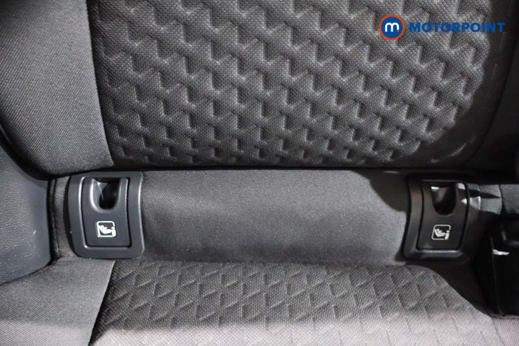 Toyota Yaris Cross Icon Automatic Petrol-Electric Hybrid Estate - Stock Number (1591735) - 23rd supplementary image