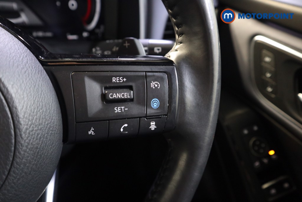 Nissan Qashqai Tekna-Plus Automatic Petrol SUV - Stock Number (1591767) - 4th supplementary image