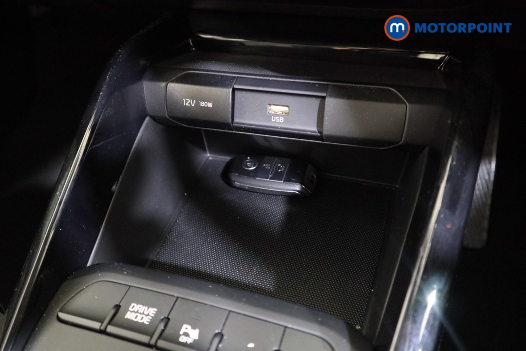 KIA Stonic Connect Manual Petrol SUV - Stock Number (1591798) - 9th supplementary image