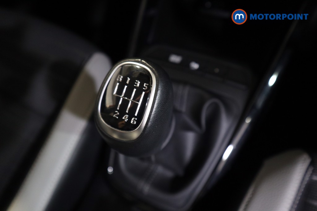 KIA Stonic Connect Manual Petrol SUV - Stock Number (1591798) - 10th supplementary image