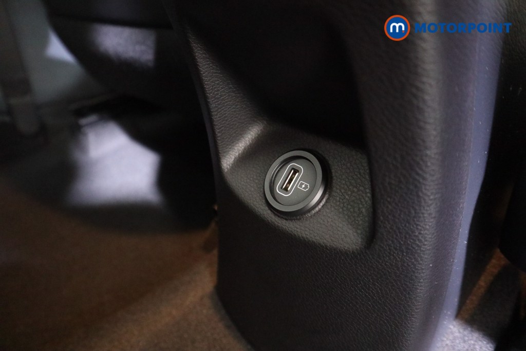 KIA Stonic Connect Manual Petrol SUV - Stock Number (1591798) - 16th supplementary image