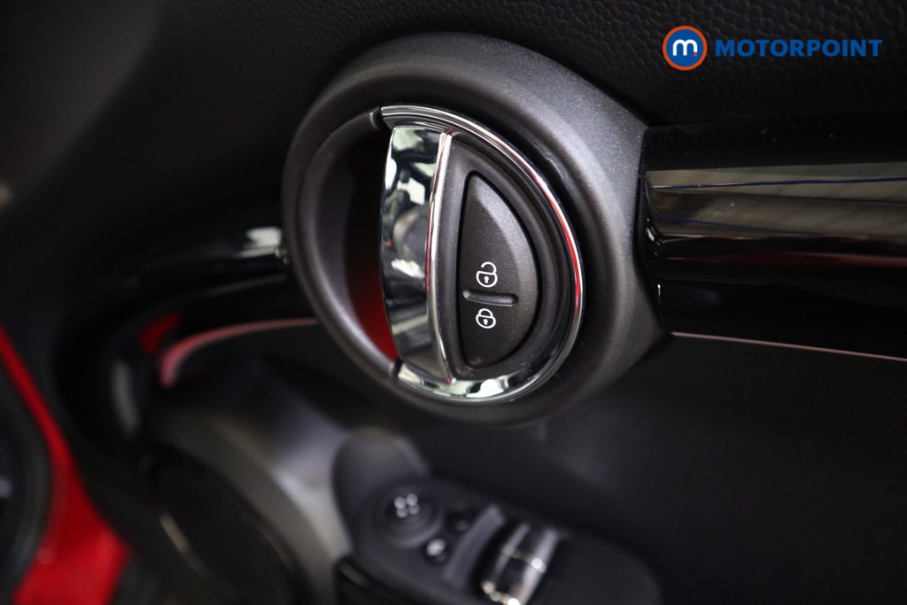 Mini Hatchback Cooper S Level 3 Automatic Electric Hatchback - Stock Number (1591825) - 13th supplementary image