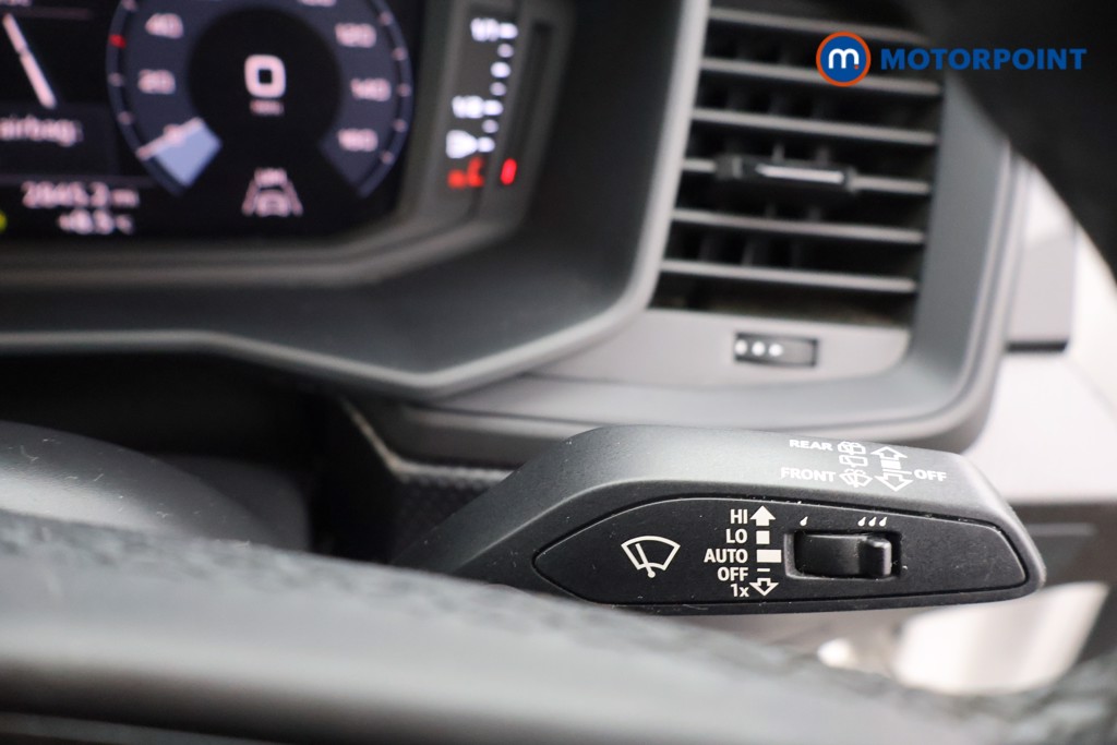 Audi A1 Technik Manual Petrol Hatchback - Stock Number (1591858) - 6th supplementary image