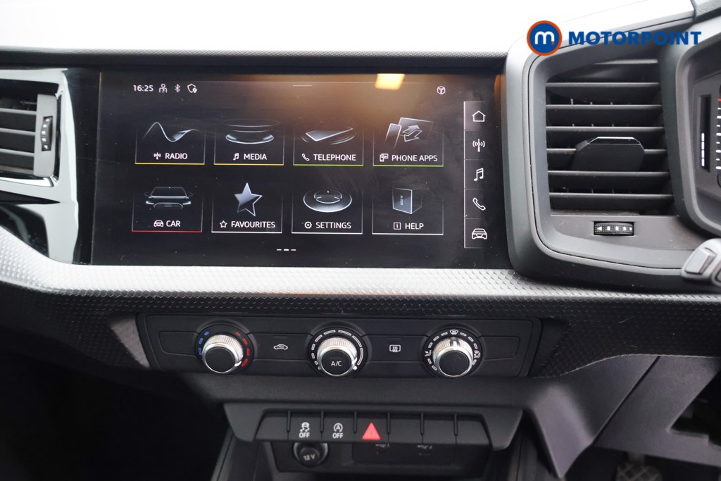 Audi A1 Technik Manual Petrol Hatchback - Stock Number (1591858) - 9th supplementary image