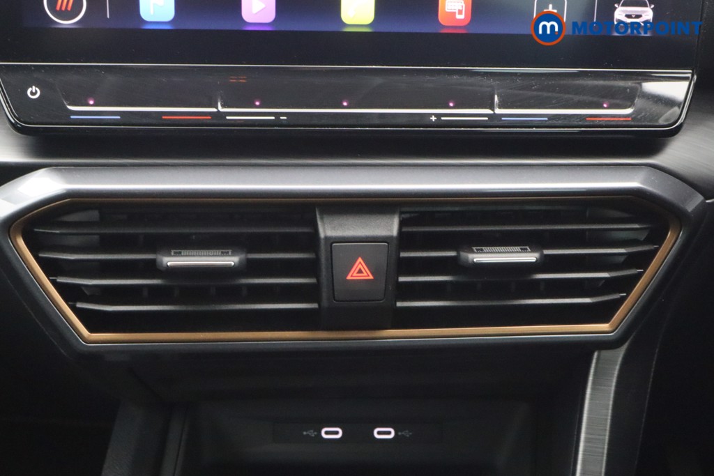 Cupra Leon V1 Manual Petrol Hatchback - Stock Number (1591930) - 3rd supplementary image