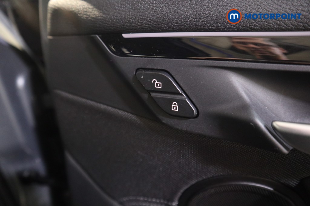 BMW X2 Sport Automatic Petrol Plug-In Hybrid SUV - Stock Number (1591941) - 13th supplementary image