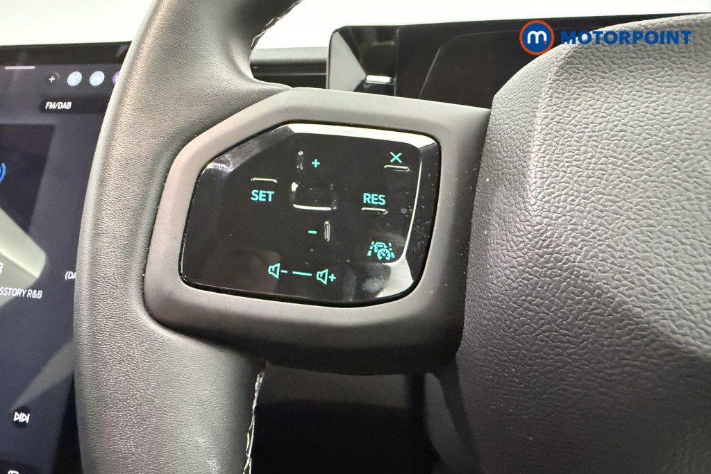 Ford Explorer Select Automatic Electric SUV - Stock Number (1592189) - 14th supplementary image