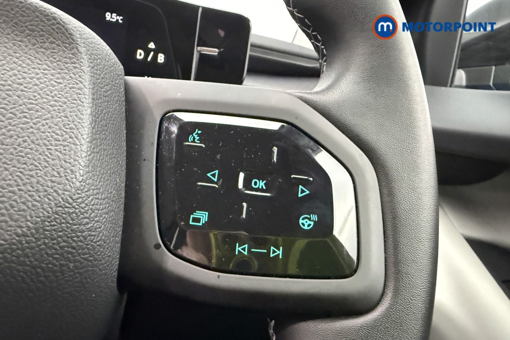 Ford Explorer Select Automatic Electric SUV - Stock Number (1592189) - 15th supplementary image