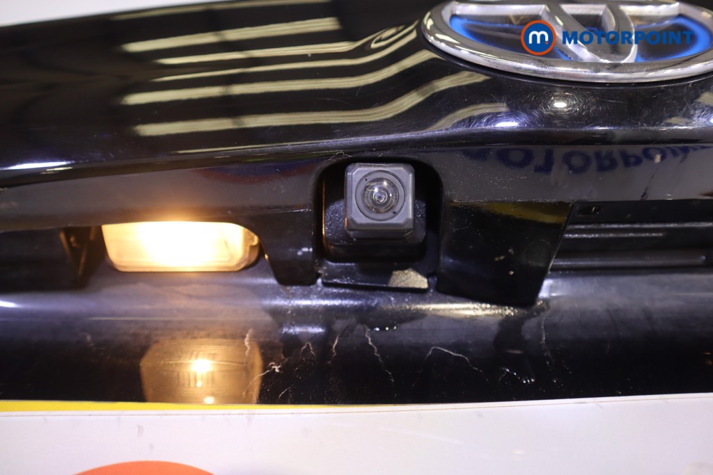 Toyota Yaris Design Automatic Petrol-Electric Hybrid Hatchback - Stock Number (1592253) - 28th supplementary image