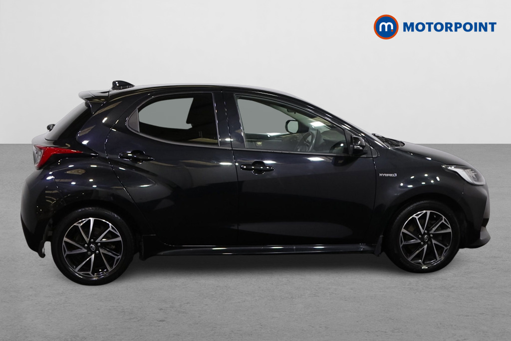 Toyota Yaris Design Automatic Petrol-Electric Hybrid Hatchback - Stock Number (1592253) - Drivers side