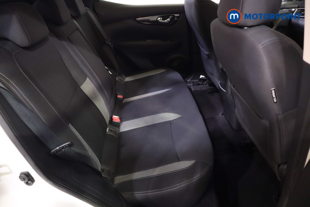 Nissan Qashqai Acenta Premium Manual Diesel SUV - Stock Number (1592280) - 7th supplementary image