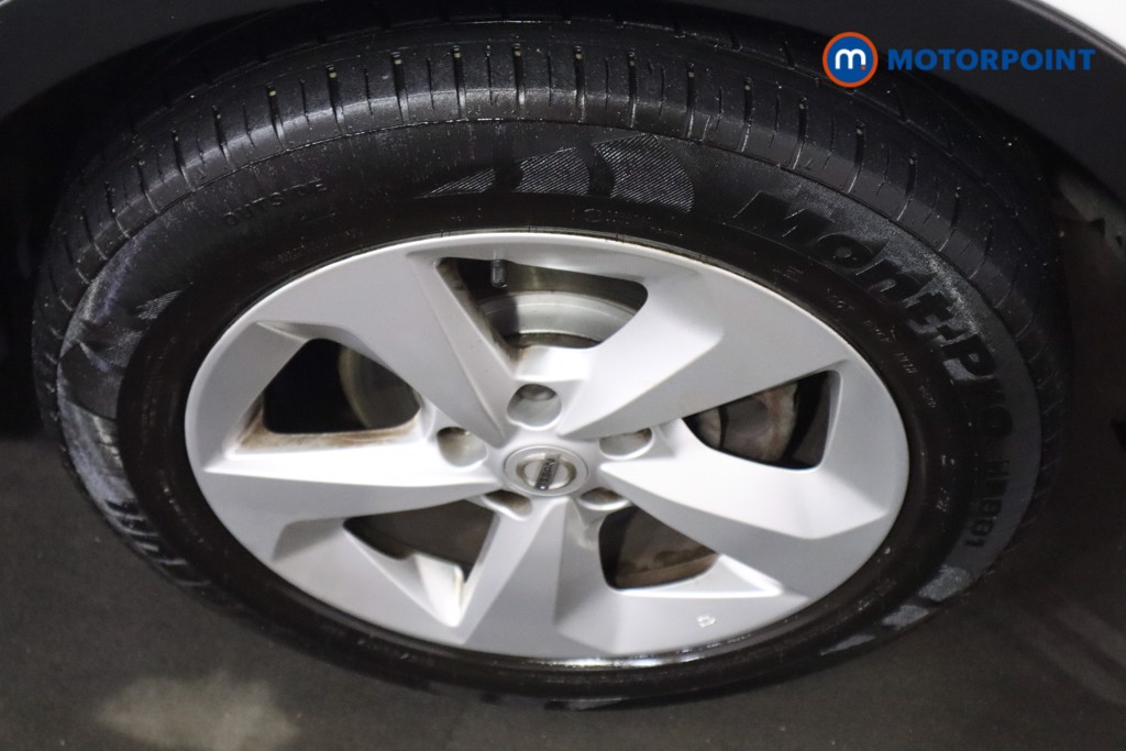 Nissan Qashqai Acenta Premium Manual Diesel SUV - Stock Number (1592280) - 11th supplementary image